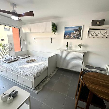 Charmant Studio A Proximite Du Port De نيس المظهر الخارجي الصورة